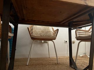 Mesa comedor madera maciza y metal