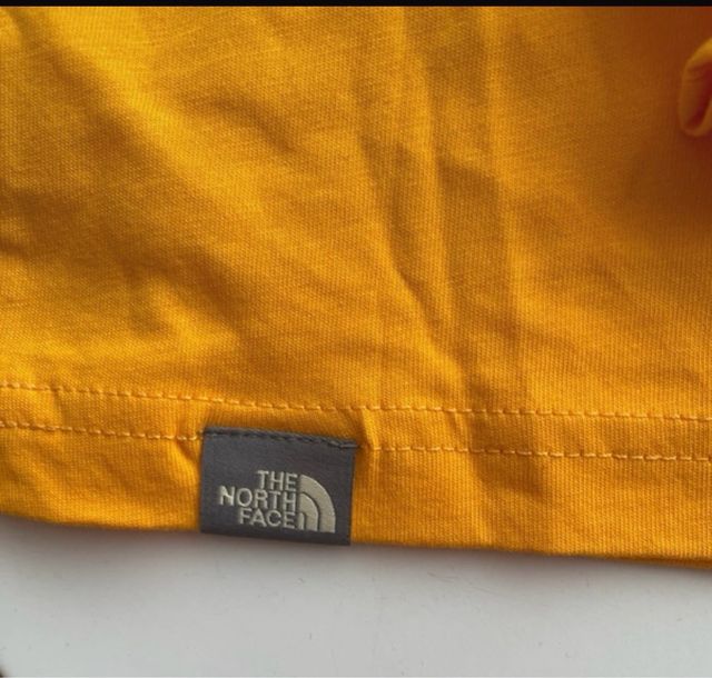 Camiseta The North Face niño amarilla