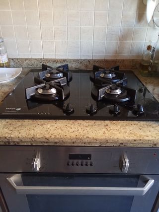 Encimera Fagor Negra Gas 4 Fuegos