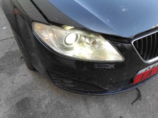 [1583557] FARO DERECHO SEAT EXEO ST (3R5)