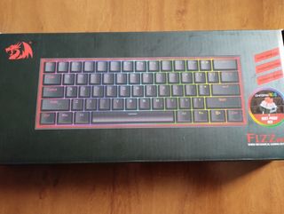 Teclado Gaming Redragon Fizz RGB