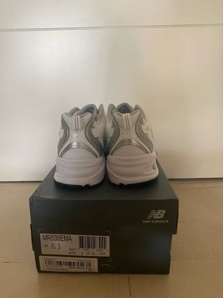 New Balance MR530EM Plata y Blanco