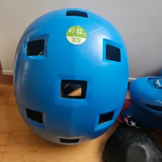 Pack Patines Oxelo Talla 26-28 + Casco + Proteccio