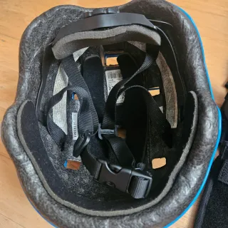 Pack Patines Oxelo Talla 26-28 + Casco + Proteccio