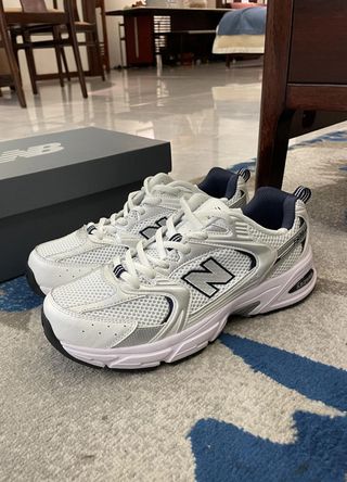 Néw Báláncé 530 Whité Silvér Návy tállá 39.5