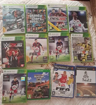Xbox 360 Negra + 2 Mandos y Juegos