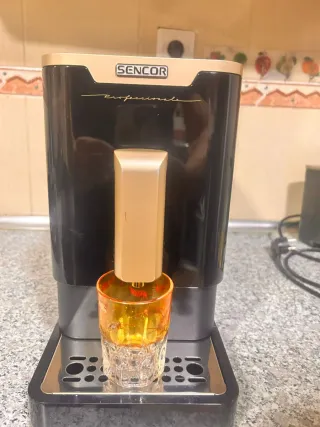 Cafetera SENCOR Professionale Negra/Dorada