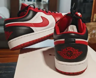 Air Jordan 1 Low Bulls Rojo Blanco