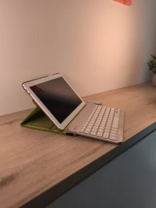 ¡¡OFERTA 65€!! TABLET + FUNDA + TECLADO