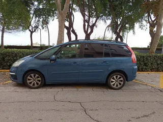 Citroen Grand C4 Picasso 2012