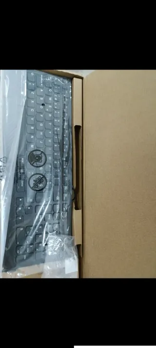 Teclado nuevo sin usar Lenovo