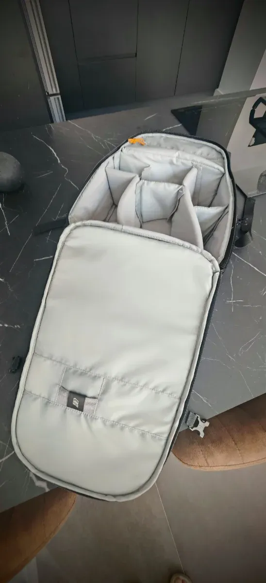 Cámara Canon EOS 6D Mark II + Objetivo + Bolsa