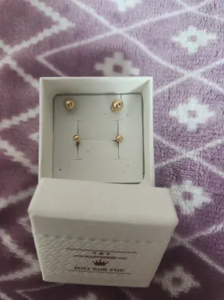 Pendientes de oro