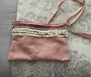 Bolso de Verano Rosa con Flecos