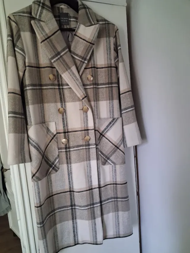 Abrigo largo cuadros Primark Talla grande.