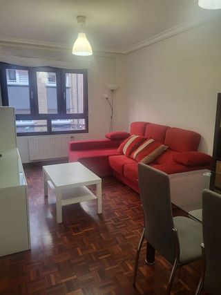 Piso en alquiler en Laviada en Gijón