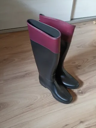 Botas de agua mujer Igor negras y moradas