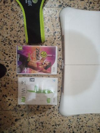 Lote Wii: Balance Board, Zumba y Wii Fit