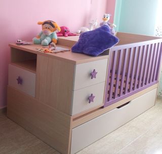 Cuna convertible (desmontado-sin decoración) 