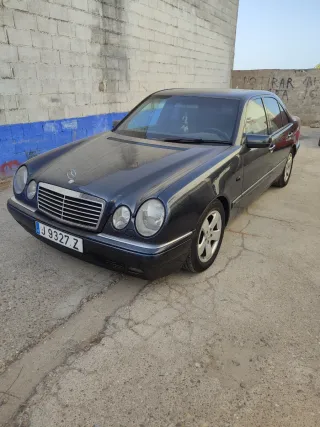 Mercedes-Benz Clase E 1998