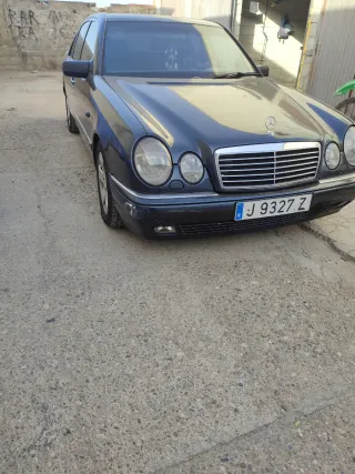 Mercedes-Benz Clase E 1998