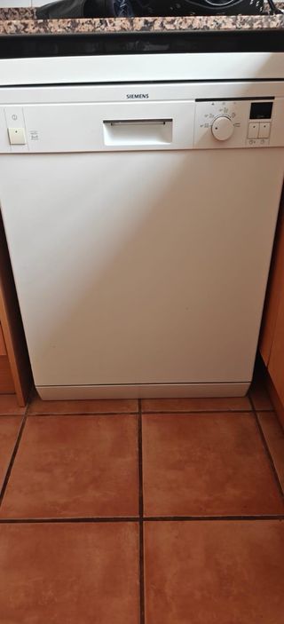 Lavavajillas Siemens Blanco Recogida en Campanar 