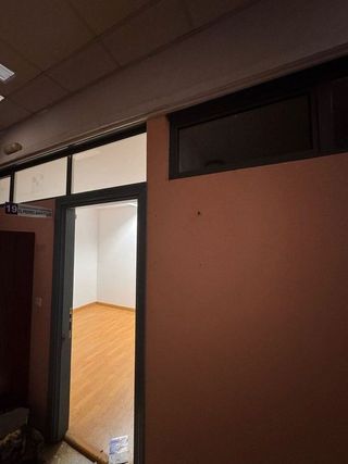 Oficina en alquiler en Gines