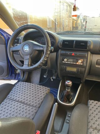 SEAT Leon 2000