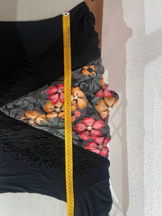 Camiseta Desigual con pañuelo y flecos