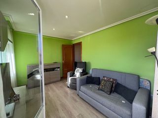 Piso en alquiler en Plaza España - Villa Pilar - Reyes Católicos - Vadillos en Burgos