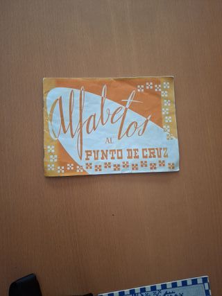 4 Cuadernos álbumes punto de cruz vintage