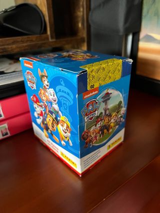 Caja de cromos Patrulla Canina Panini