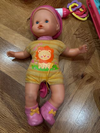 Nenuco Muñeca con Carrito y Accesorios