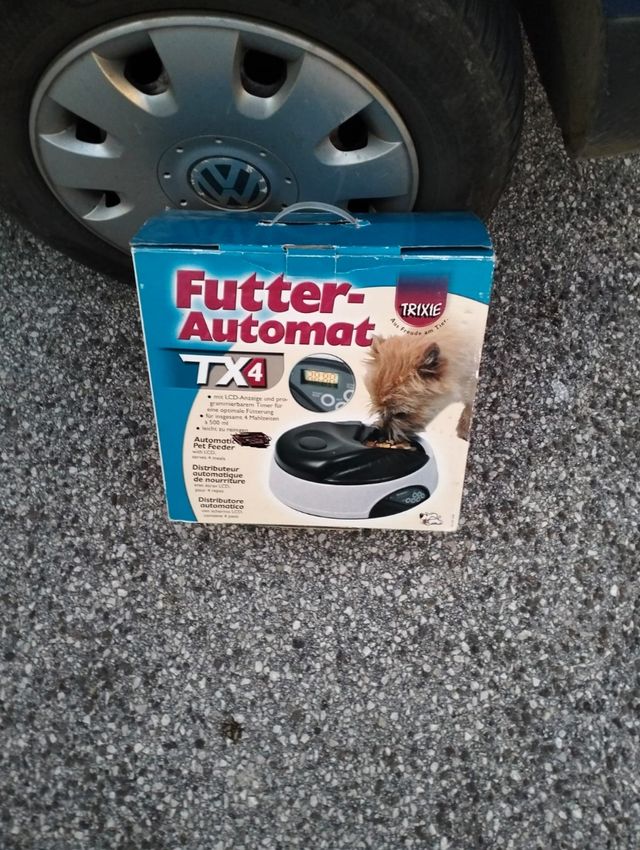 Distributore automatico cibo Trixie TX4