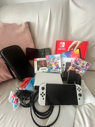 Nintendo Switch OLED + 2 Juegos