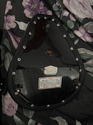 Asiento Bobber Negro Cuero Sintético