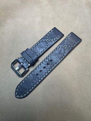 Correa de reloj hecha a mano