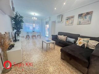 Piso en venta en Piscinas en Villarreal