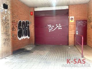 Garaje en venta en Sant Josep en Hospitalet de Llobregat, L´