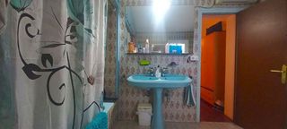 Casa adosada en venta en Castell (Es)