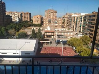 Piso en alquiler en Beteró en Valencia
