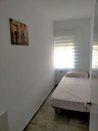 Piso en alquiler en La Carihuela en Torremolinos