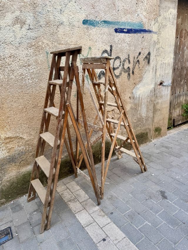 OFERTA ! 2 escaleras antiguas por 35€