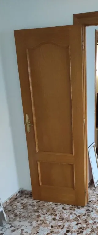 Puertas Roble madera maciza.