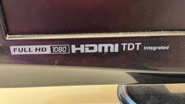 TV OKI 22 Full HD HDMI TDT