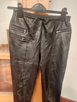 Pantalón polipiel térmico negro