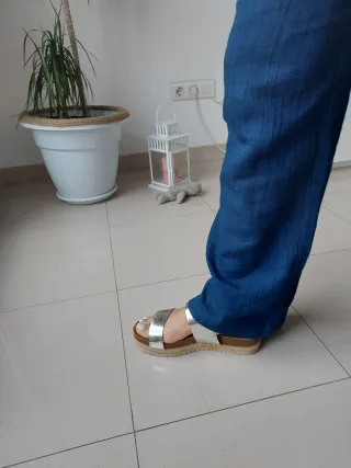 Sandalias plateadas con plataforma