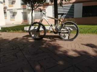 Bicicleta de montaña Ghost
