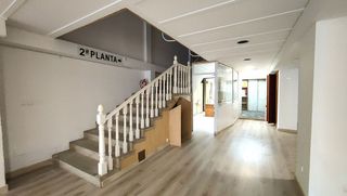 Local comercial en alquiler en Numancia - San Fernando en Santander