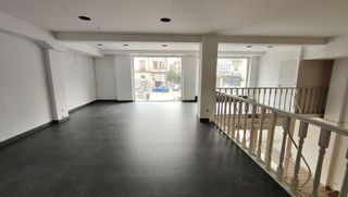 Local comercial en alquiler en Numancia - San Fernando en Santander